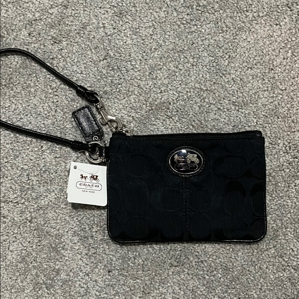 **NEW** Coach Wristlet